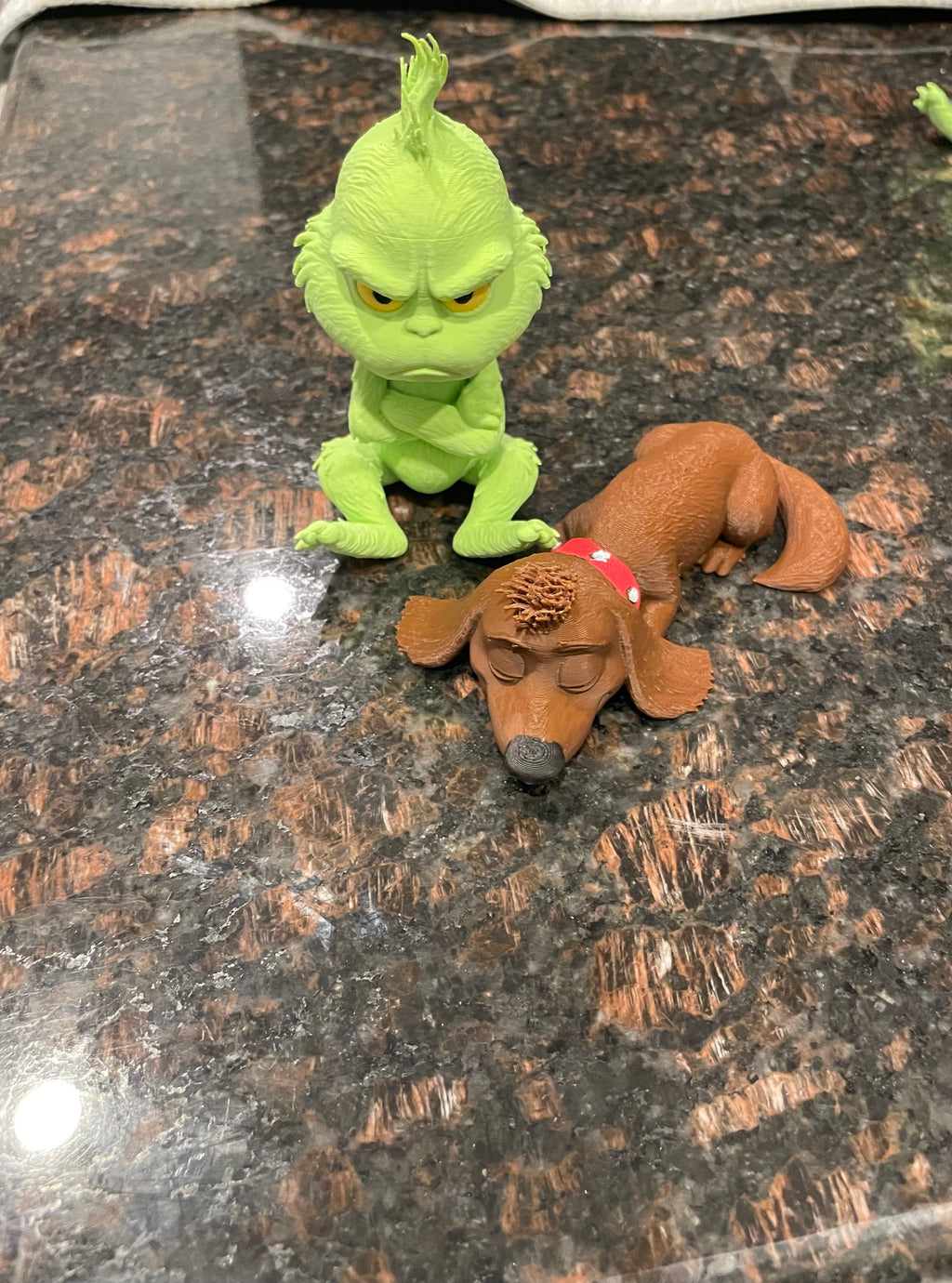 Max - Grinch's sidekick